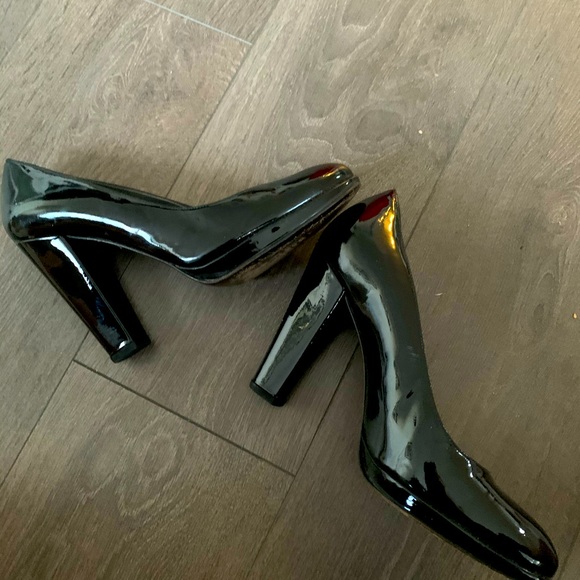 Stuart Weitzman Black Patton Pumps - Picture 3 of 3